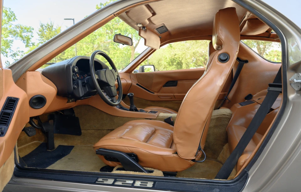 Porsche з фільму "Ризикований бізнес" з Томом Крузом