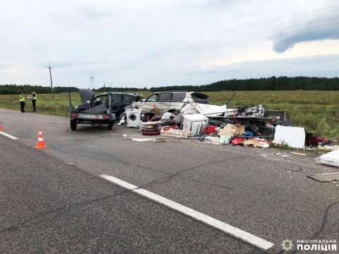 Унаслідок ДТП на Рівненщині травмувалися 10 людей
