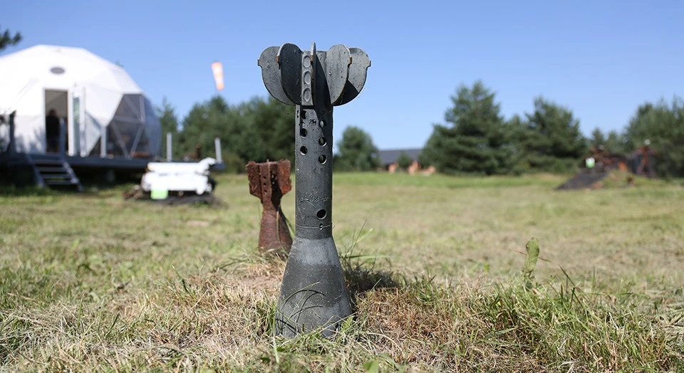 “Приїжджали навіть пілоти НАТО”. Фоторепортаж з Музею загиблих літаків біля Львова