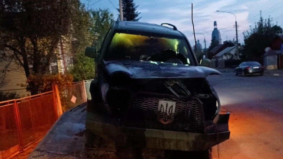 спалена автівка
