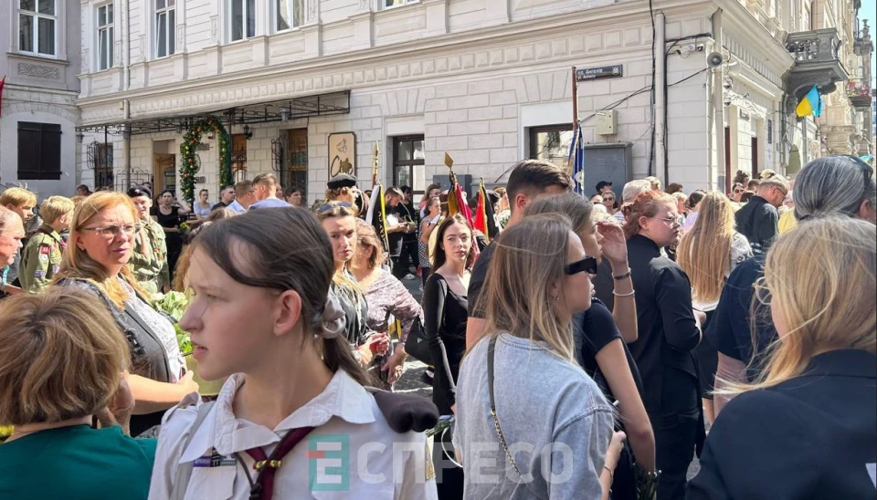 чин похорону сім'ї Базилевичів