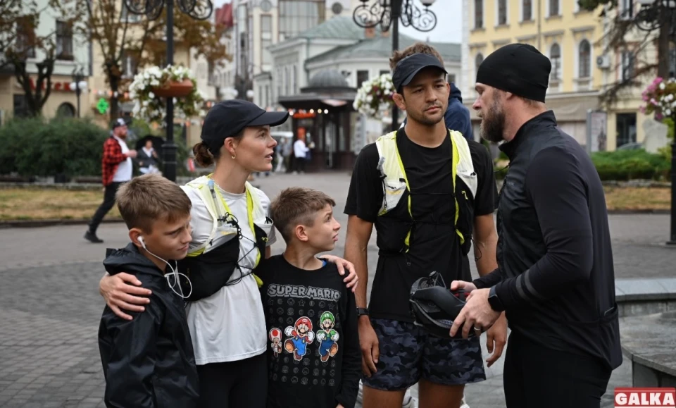 американські сімї, які біжать на підтримку України