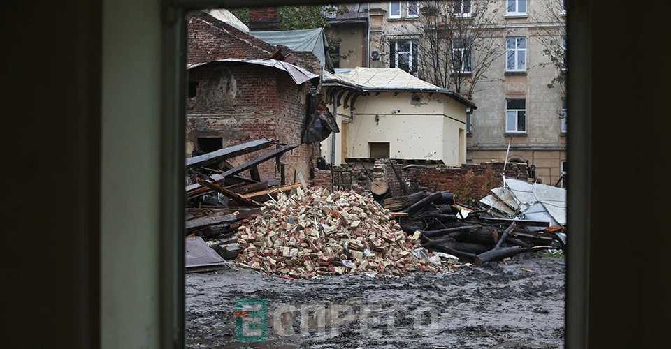 будинки на Коновальця у Львові через місяць після атаки 4 вересня