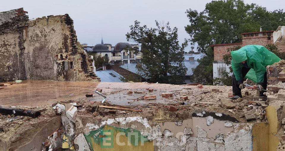 будинки на Коновальця у Львові через місяць після атаки 4 вересня