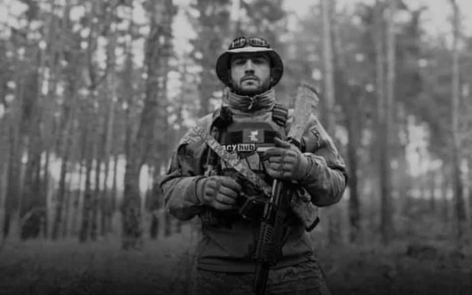 У бою за Україну загинув футбольний тренер клубу "Троєщина" Денис Скляренко