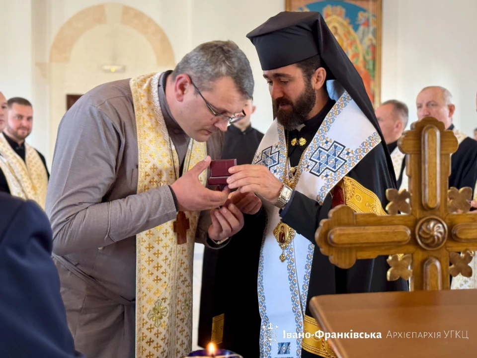 В Івано-Франківськ привезли мощі Пратулинських мучеників