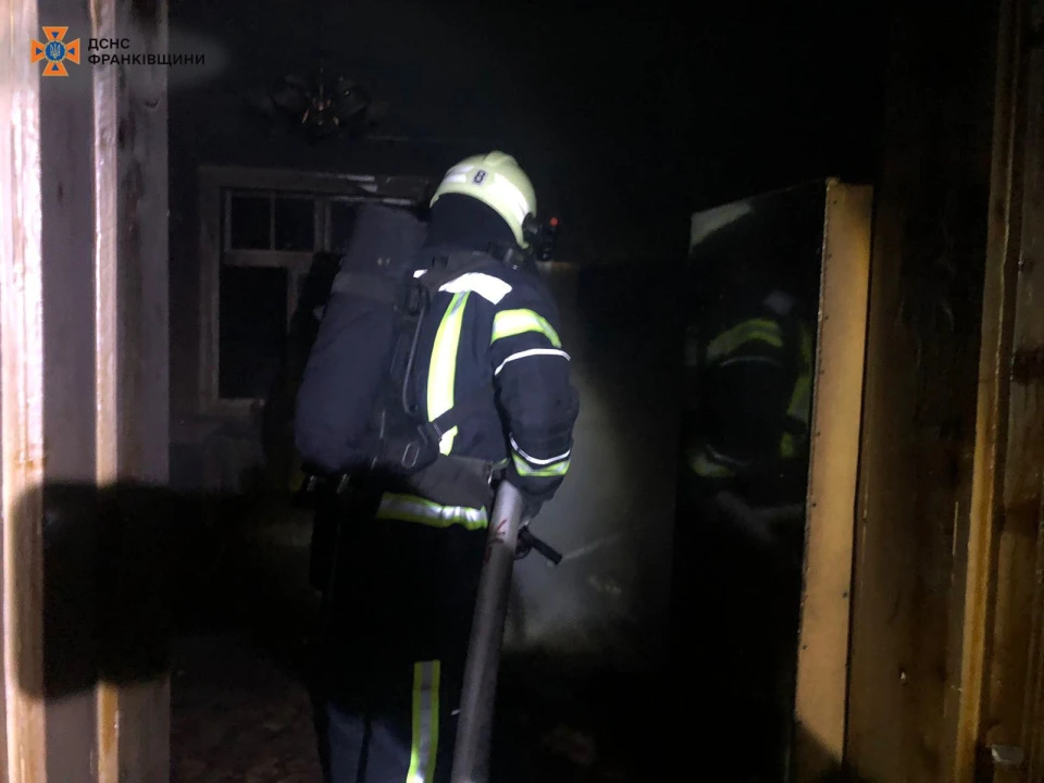 У нічній пожежі на Прикарпатті загинуло двоє чоловіків