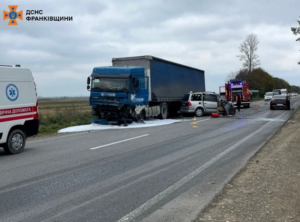 У ДТП на Прикарпатті загинув військовослужбовець