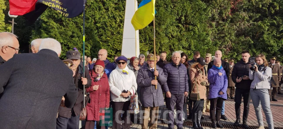 На Личаківському цвинтарі у Львові відзначають 106-ту річницю створення ЗУНР