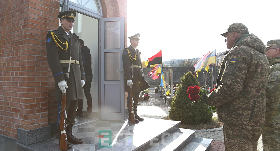106 річниця ЗУНР, вшанування пам'яті воїнів УГА та Евгена Петрушевича у Львові