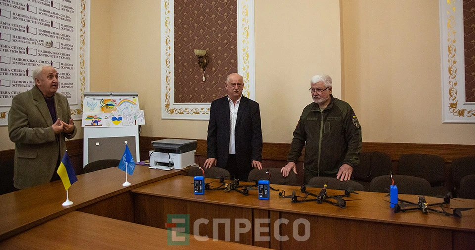 передача дронів