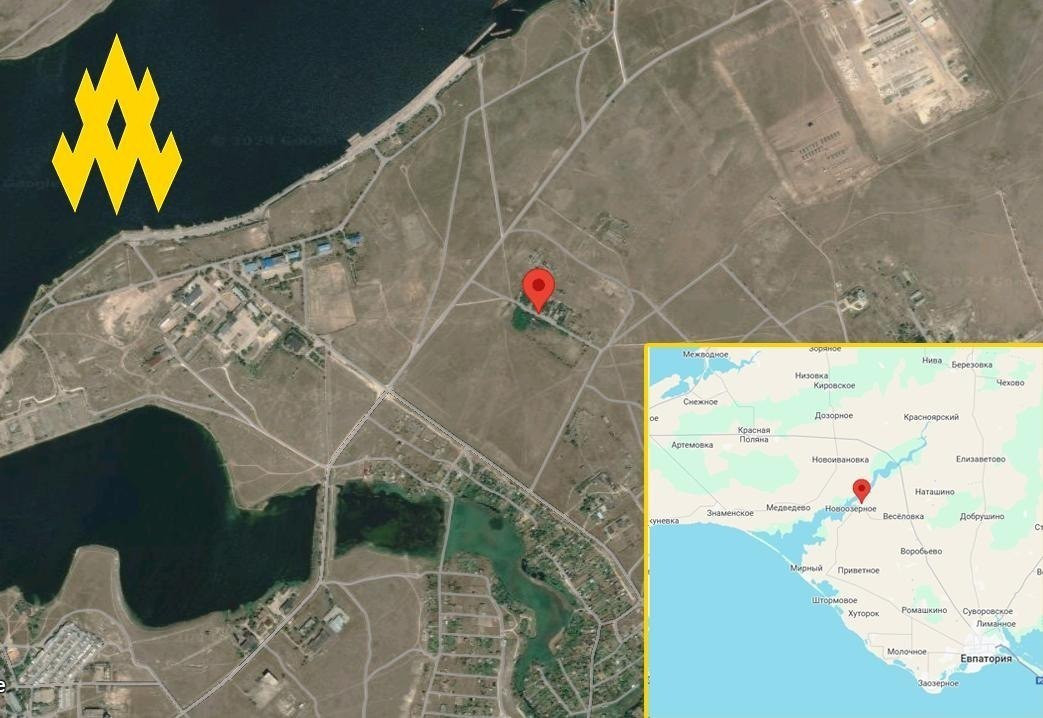 В окупованому Криму росіяни переховують бронетехніку в покинутих військових частинах