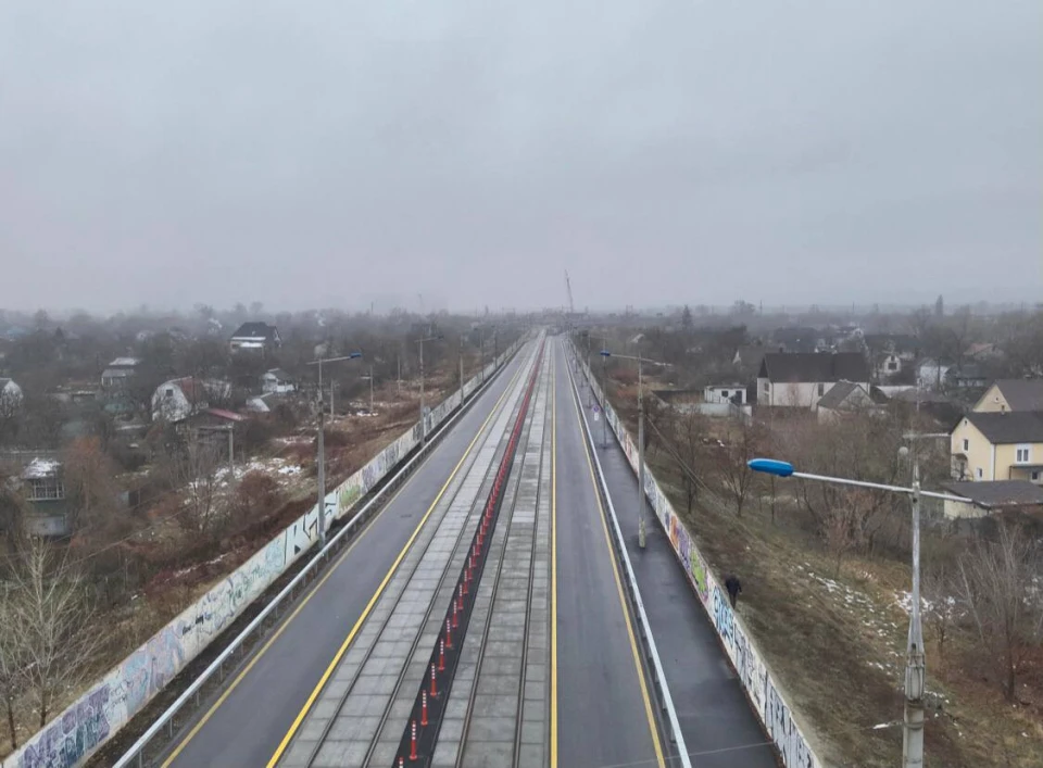 У Києві відкрили рух Подільським мостовим переходом