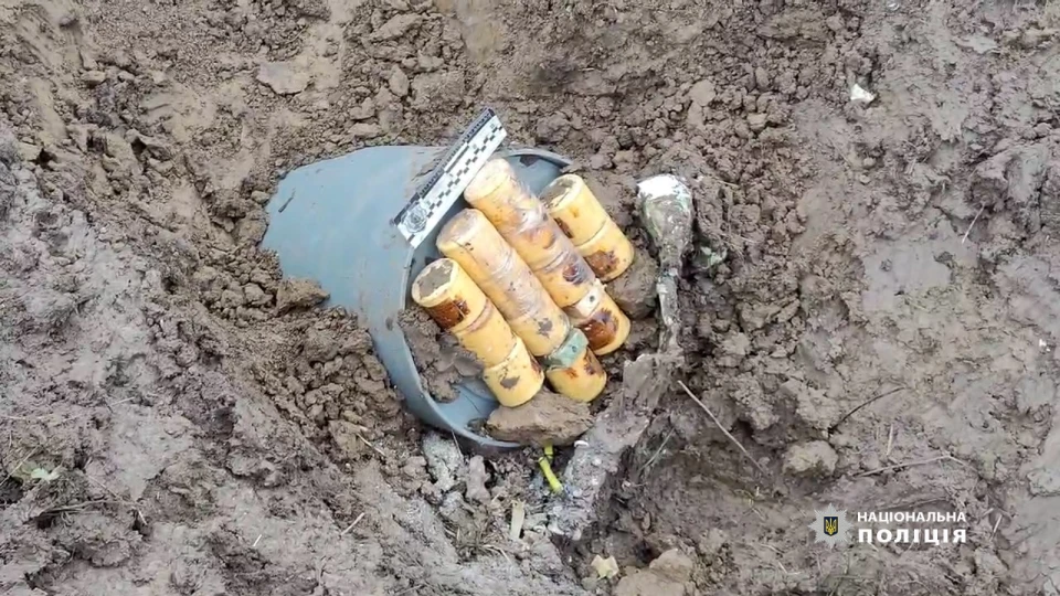 На Буковині вибухотехніки знешкодили нерозірвану бойову частину ракети Х-101