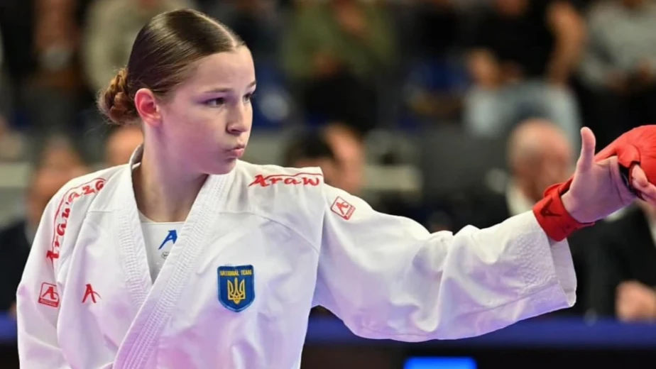 На турнірі у Венеції українські каратистки відмовилися робити спільне фото з росіянкою