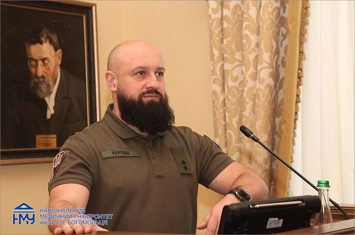 Військовослужбовець з Івано-Франківська Олег Курташ захистив докторську дисертацію