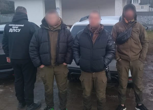За допомогою дрона прикордонники затримали порушників біля кордону з Румунією