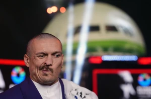 Олександр Усик Олександр Усик