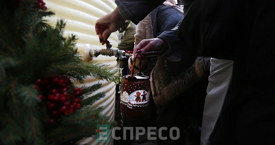 Освячення води у Львові на Богоявлення