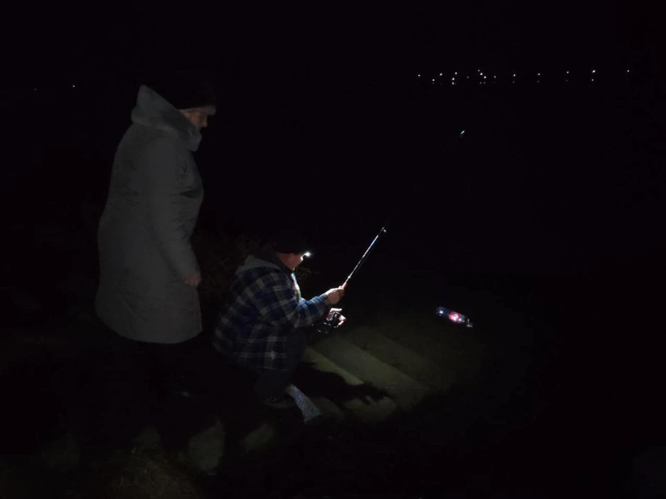 На Бурштинському водосховищі виявили плями: проводять дослідження