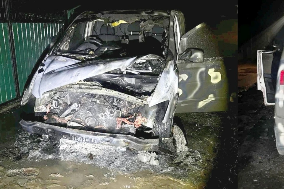на фото автівка волонтера, яку спалили на Вінниччині