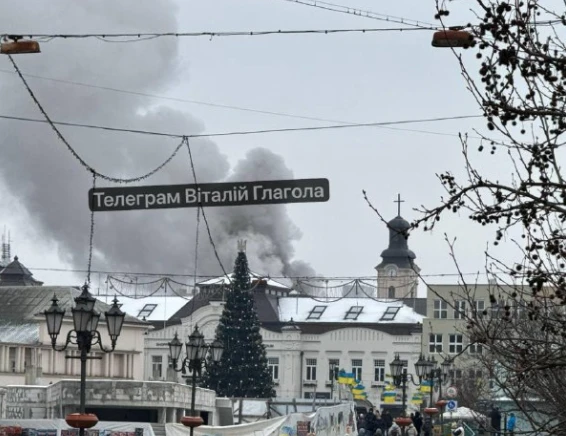 У центрі Ужгорода виникла пожежа в ресторані японської кухні