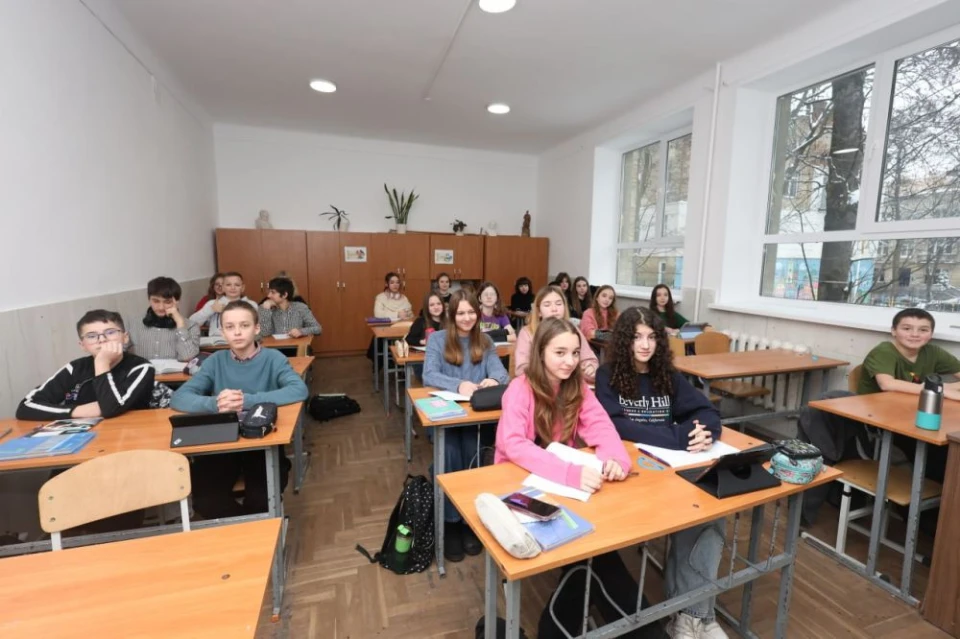 У Львові відбудували приміщення ліцею, що постраждав від російських обстрілів 4 вересня