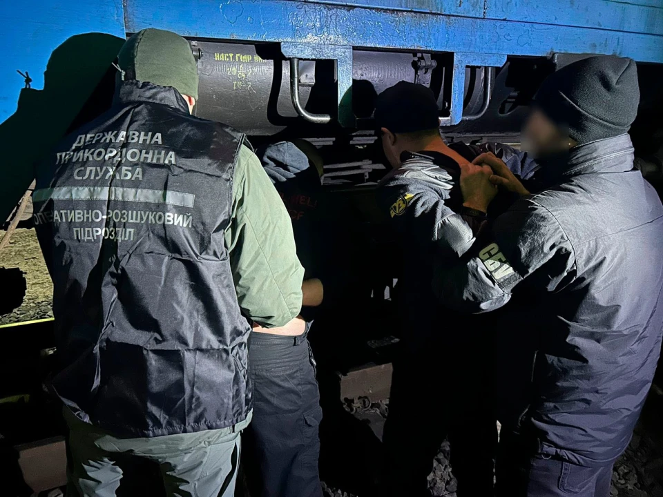 залізничники перевозили ухилянтів