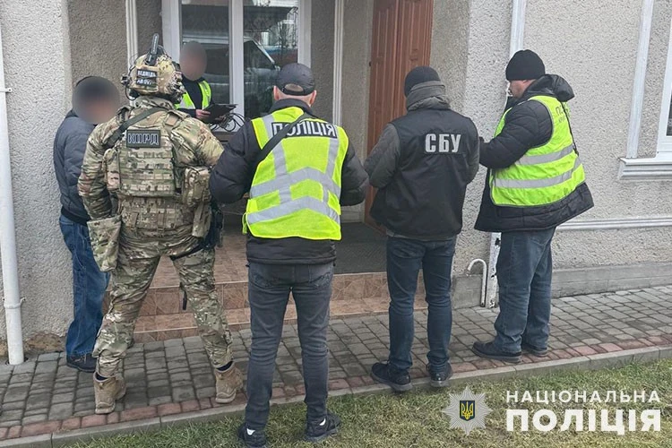 Одесит організував на Тернопільщині нелегальний канал збуту вогнепальної зброї