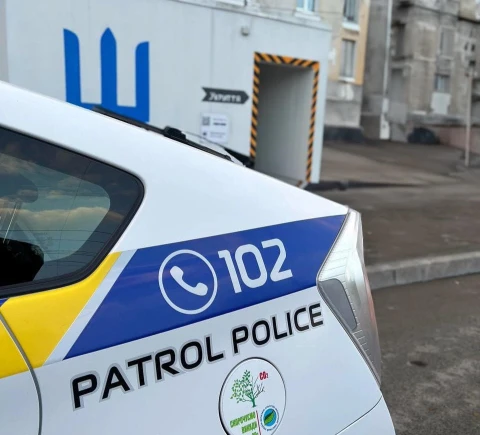 У Тернополі покарали двох жінок, які курили в укритті