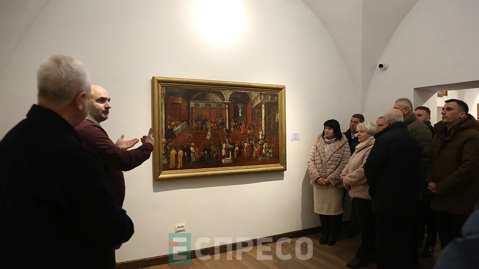експозиція "Слава роду – слава народу: militaris, sacrum, artis" у Жовківському замку