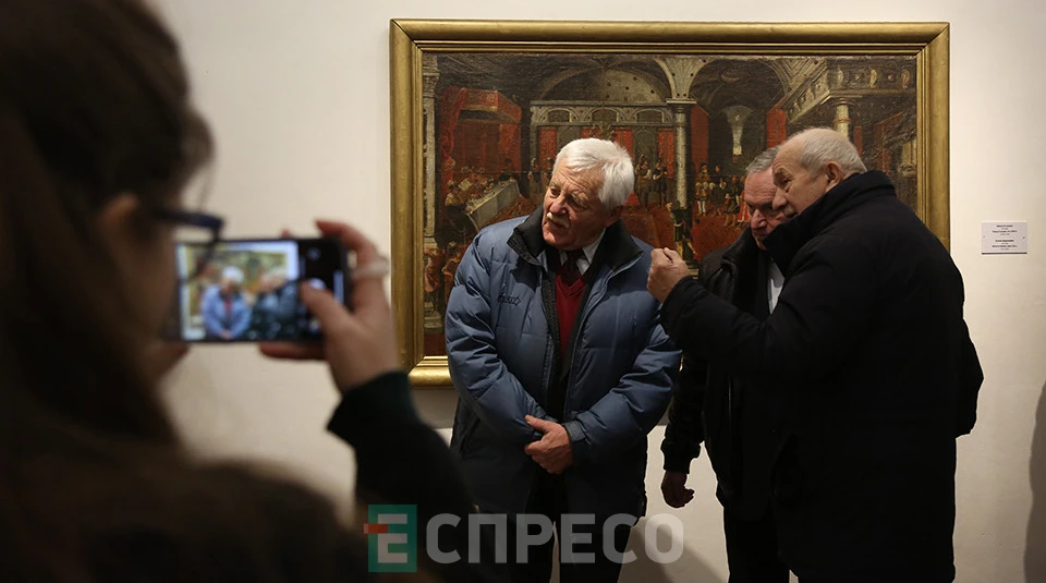 експозиція "Слава роду – слава народу: militaris, sacrum, artis" у Жовківському замку
