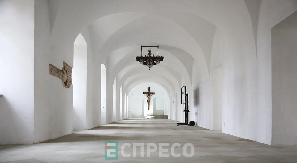відреставровані зали для скульптури у Жовківському замку