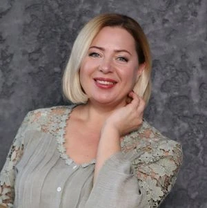 Олена Кучеренко