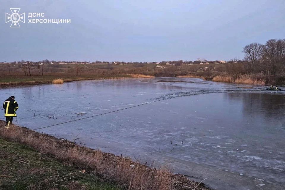 діти провалилися під лід
