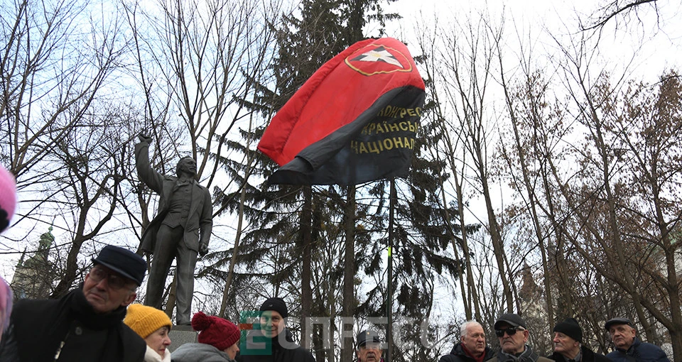 віче національно-патріотичних сил у Львові