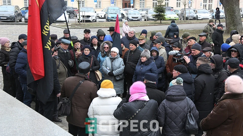 віче національно-патріотичних сил у Львові