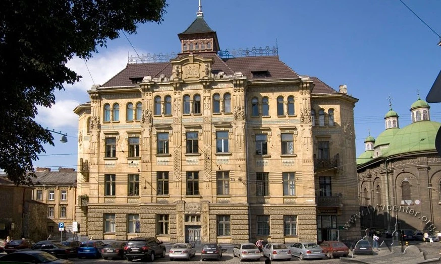 Руська, 20