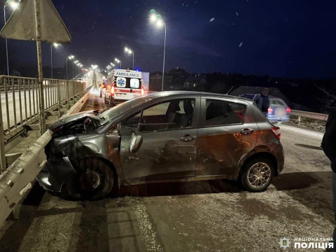 На Рівненщині сталась ДТП з потерпілими, рух на трасі Київ-Чоп ускладнений