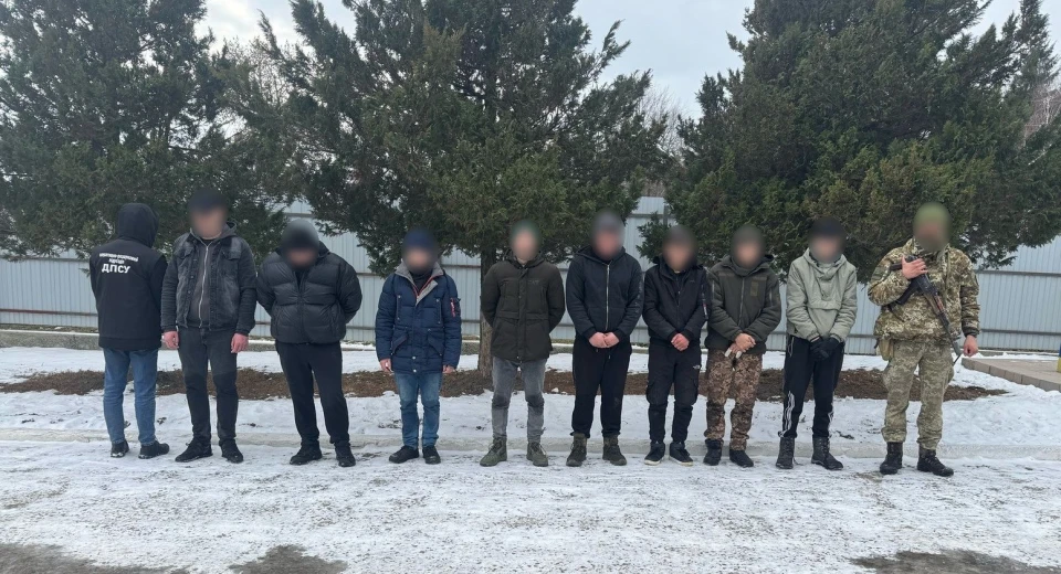 На кордоні з Румунією затримали групу ухилянтів у супроводі неповнолітніх провідників