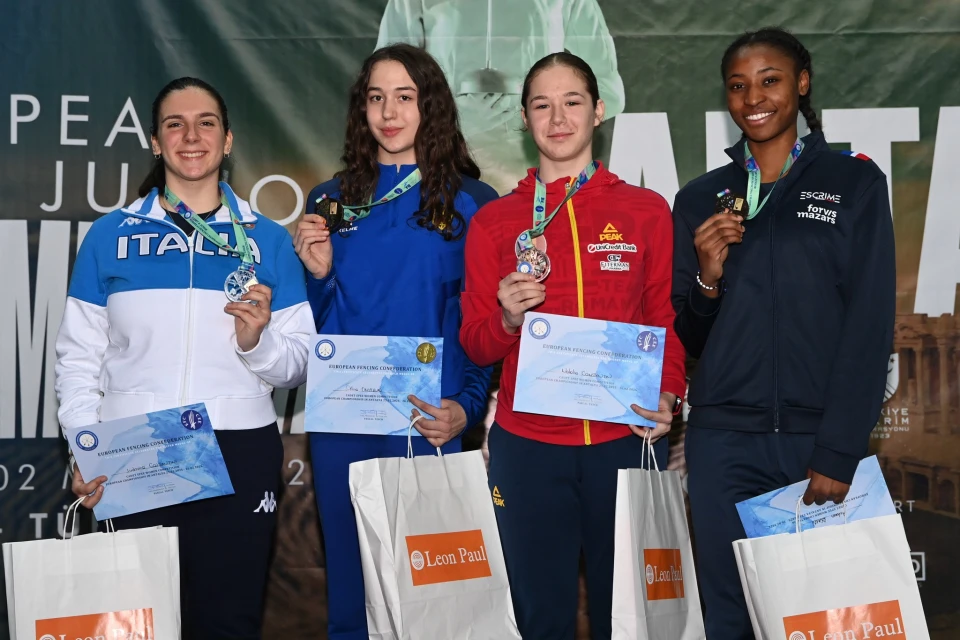 Львів’янка Аліна Дмитрук здобула золото на чемпіонаті Європи серед кадеток-шпажисток