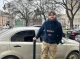 Ледь не втратив ноги на фронті: 23-річний воїн Третьої штурмової відновлюється у Львові й пише картини