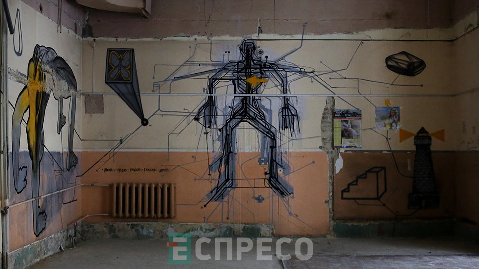 культурний простір "Історія" на місці колишніх залізничних кас у Львові