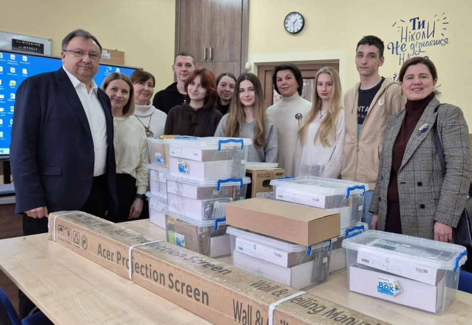 Leave no one behind partnership - допомога школам Львова