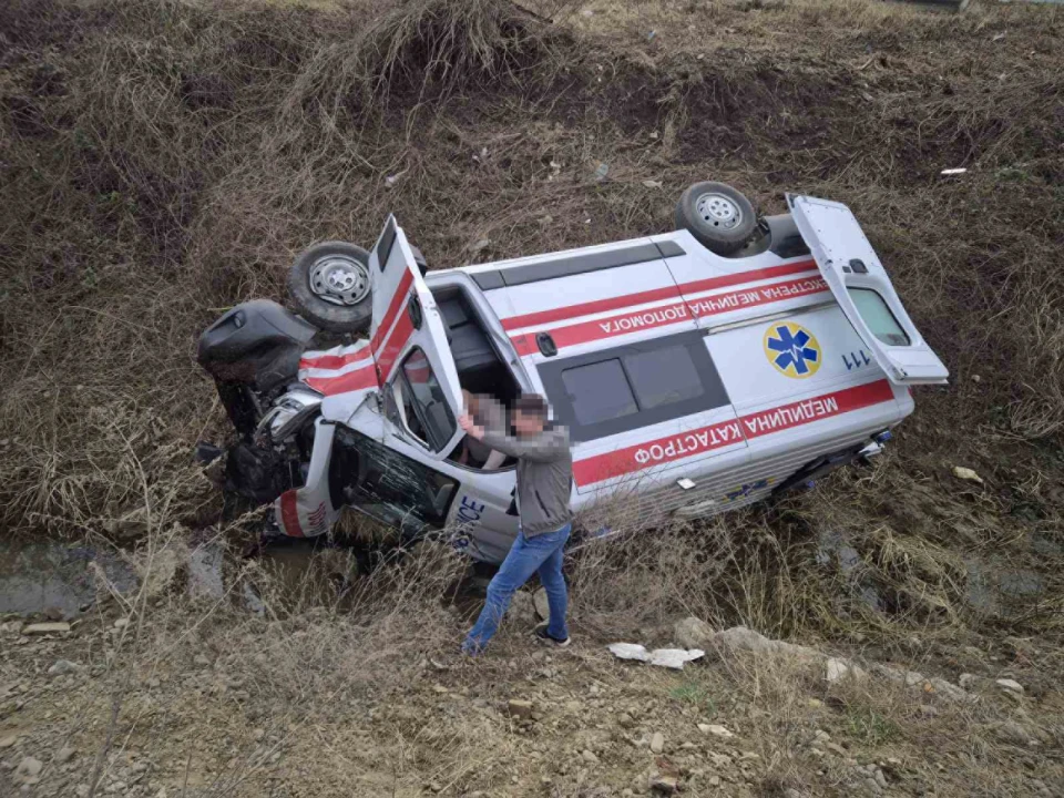ДТП з автомобілеми ЕМД