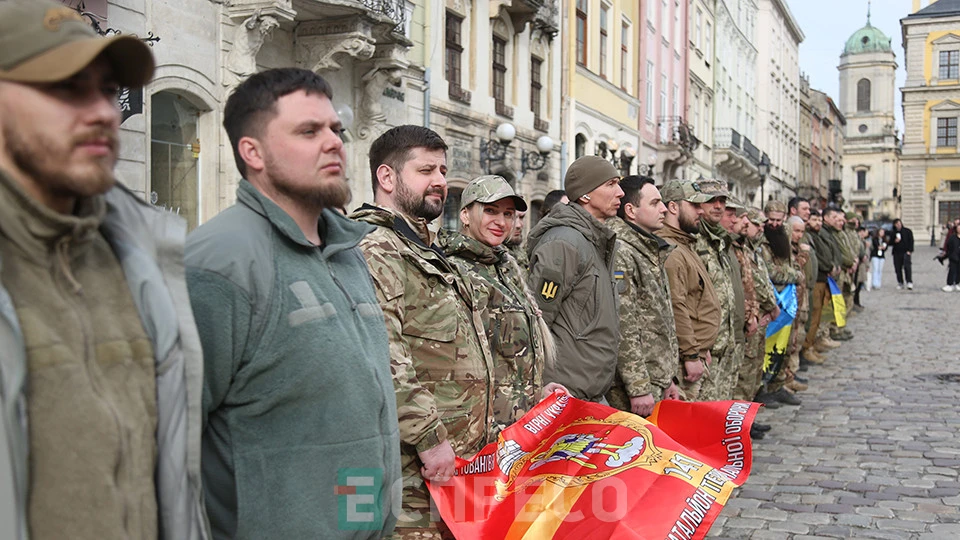 передача 35 автівок у Львові від проєкту ГеройCar