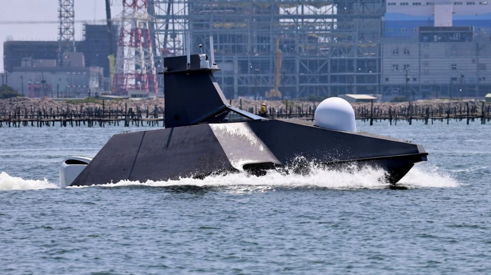 Endeavor Manta sea drone