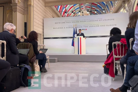 Пресконференція Макрона на Саміті "Коаліція Охочих" в Парижі
