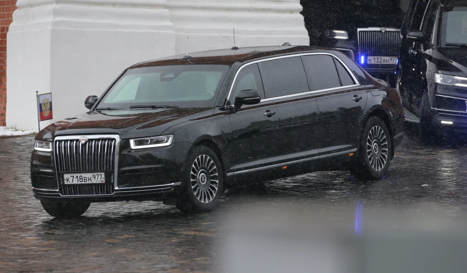 Aurus Senat