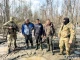 На Рівненщині затримали трьох чоловіків, які незаконно видобували бурштин